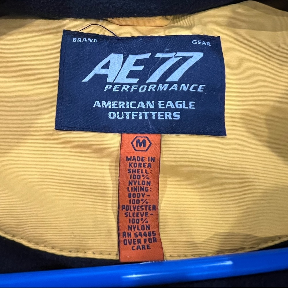 American Eagle Winter Jacket Size Medium - image 3